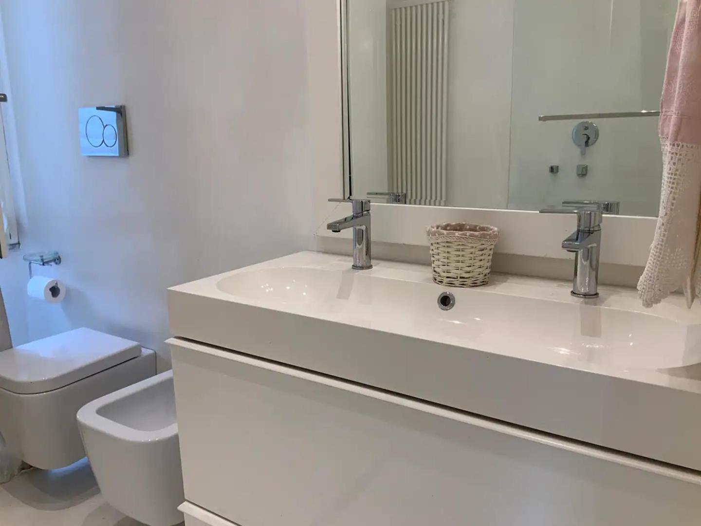 Rome, Beautiful Apartment In A Vintage Building Lido di Ostia Bagian luar foto